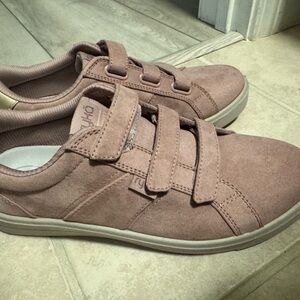 Ryka Brown Sneakers with Velcro Straps